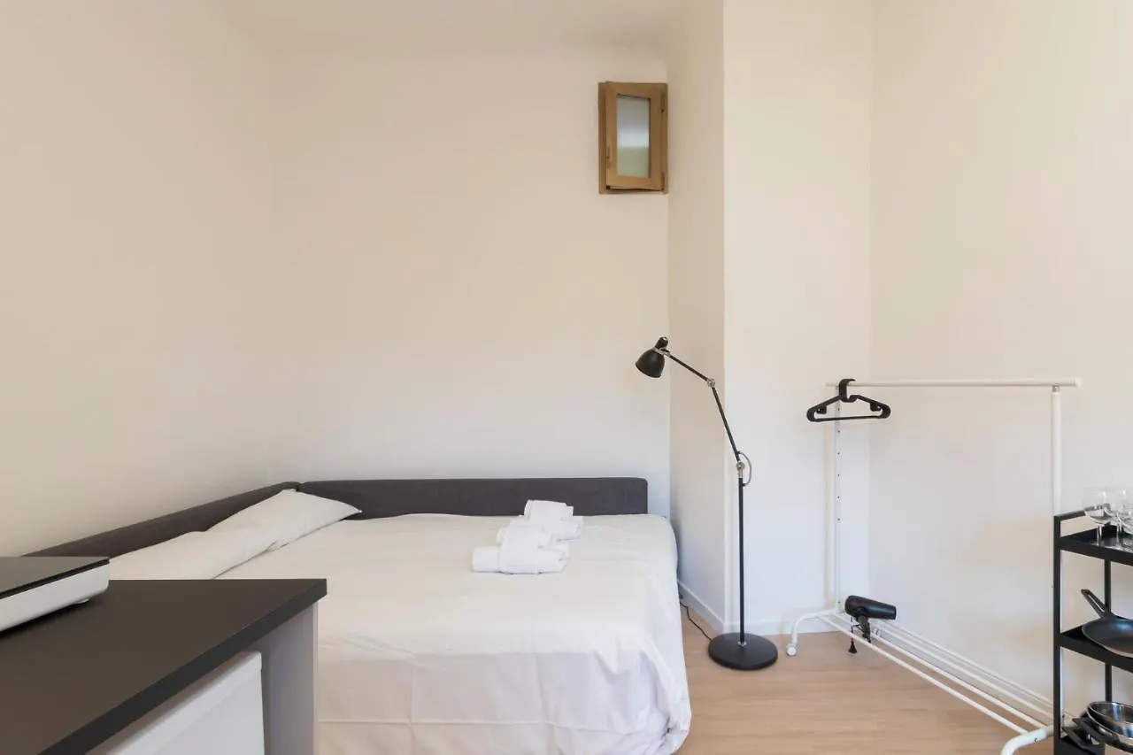 Menabrea Apartment In Isola Milan Italy