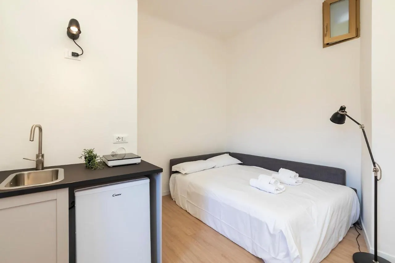 Menabrea Apartment In Isola Milan